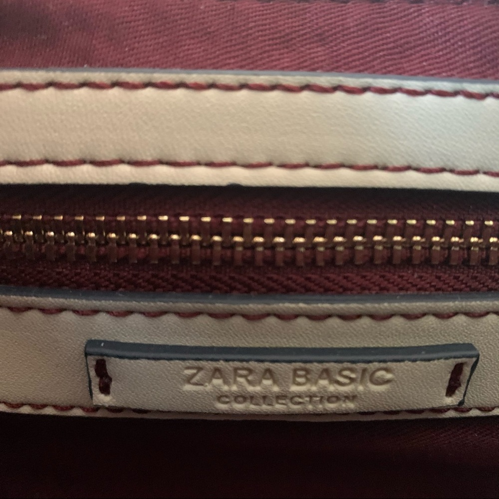 Zara · Cream Navy Gold Handbag Crossbody Burgundy Lining - Zara Basic Collection - Picture 13 of 16